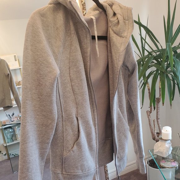 LULULEMON GREY ZIP UP SWEATER - Picture 1 of 3